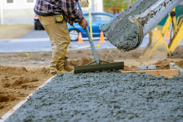 Best Affordable Concrete Contractor  in Delisle, MS